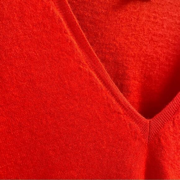 Eric Bompard Cashmere V Neck Sweater S - Picture 7 of 10